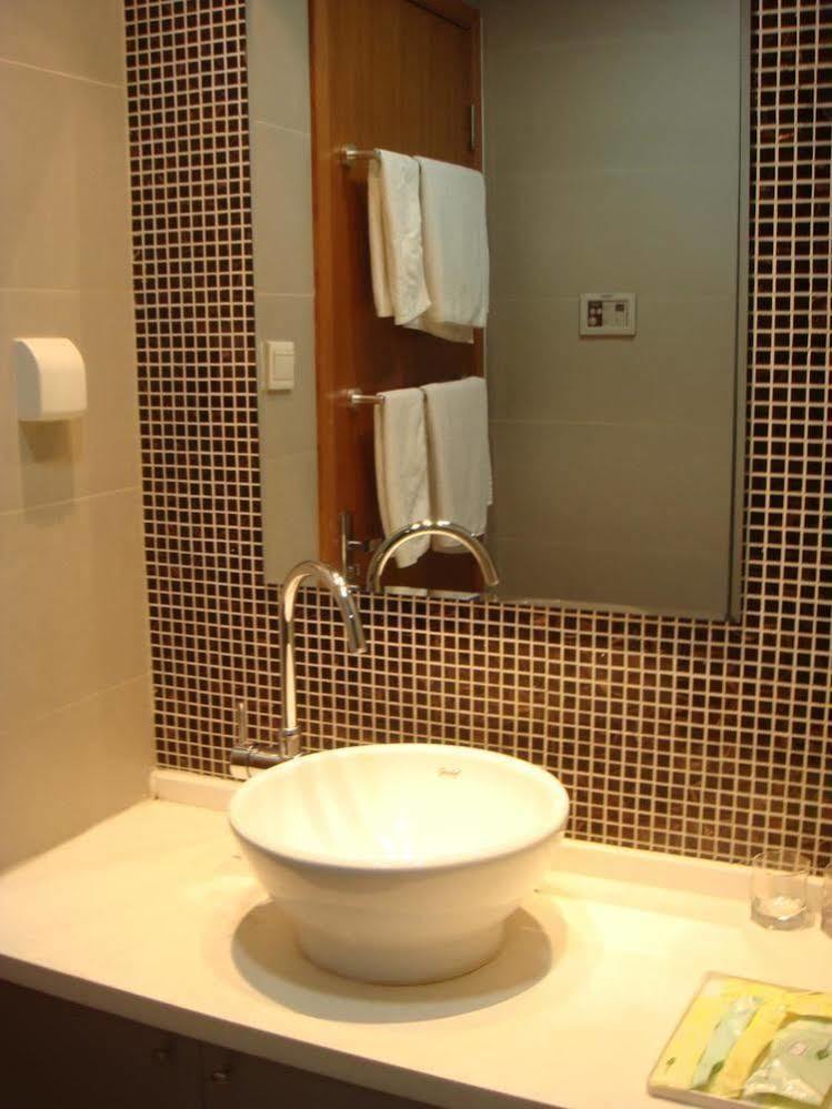 Xuan Yi Hotel Apartment Nanjing  Exterior photo
